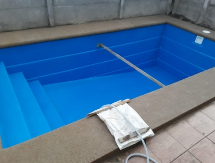 PISCINA RECTANGULAR DE 5.50X3X1.60
